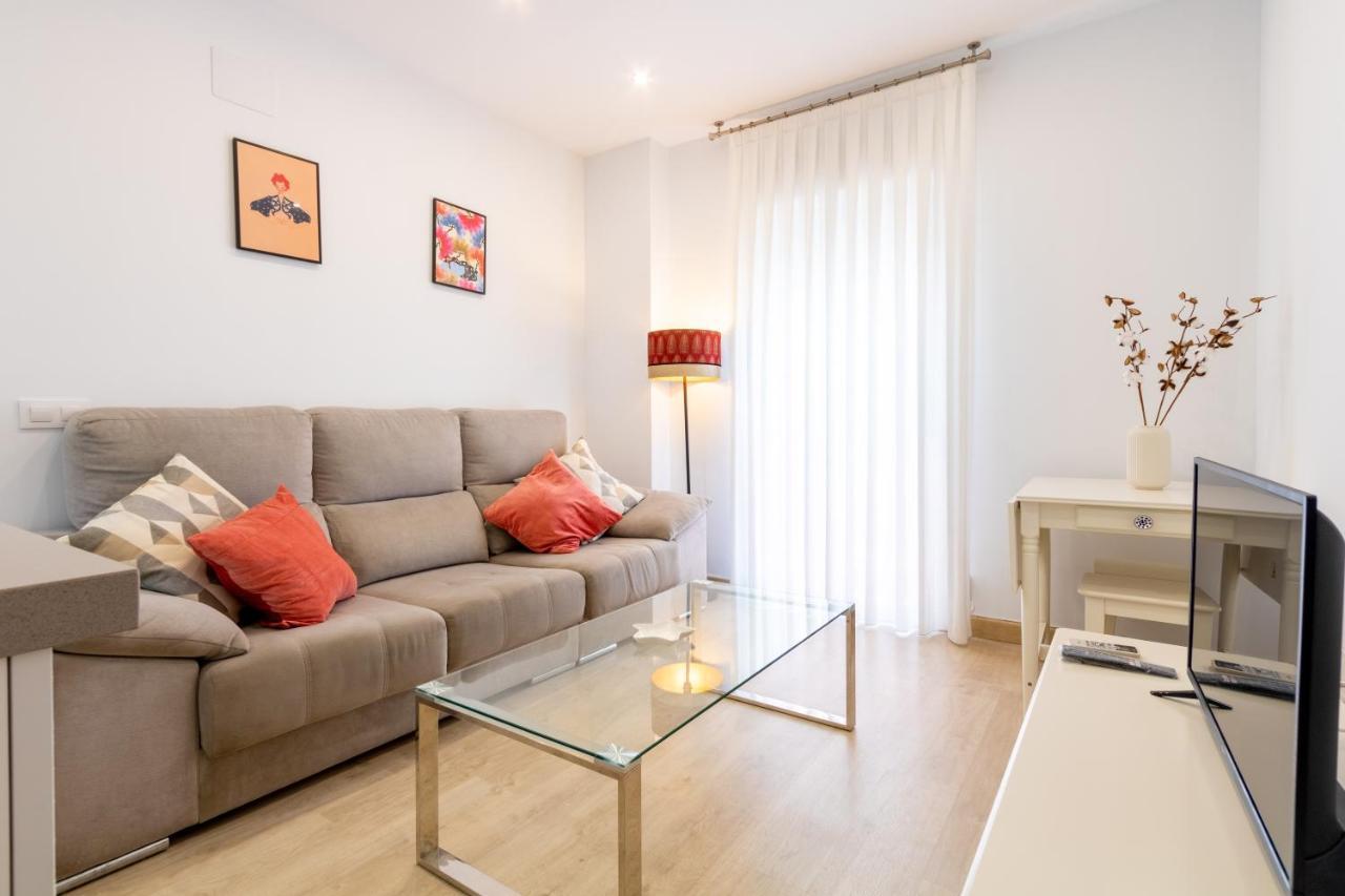 Charming 2 Bedroom Apartment Triana Bridge By Ocityzen Sevilha Exterior foto