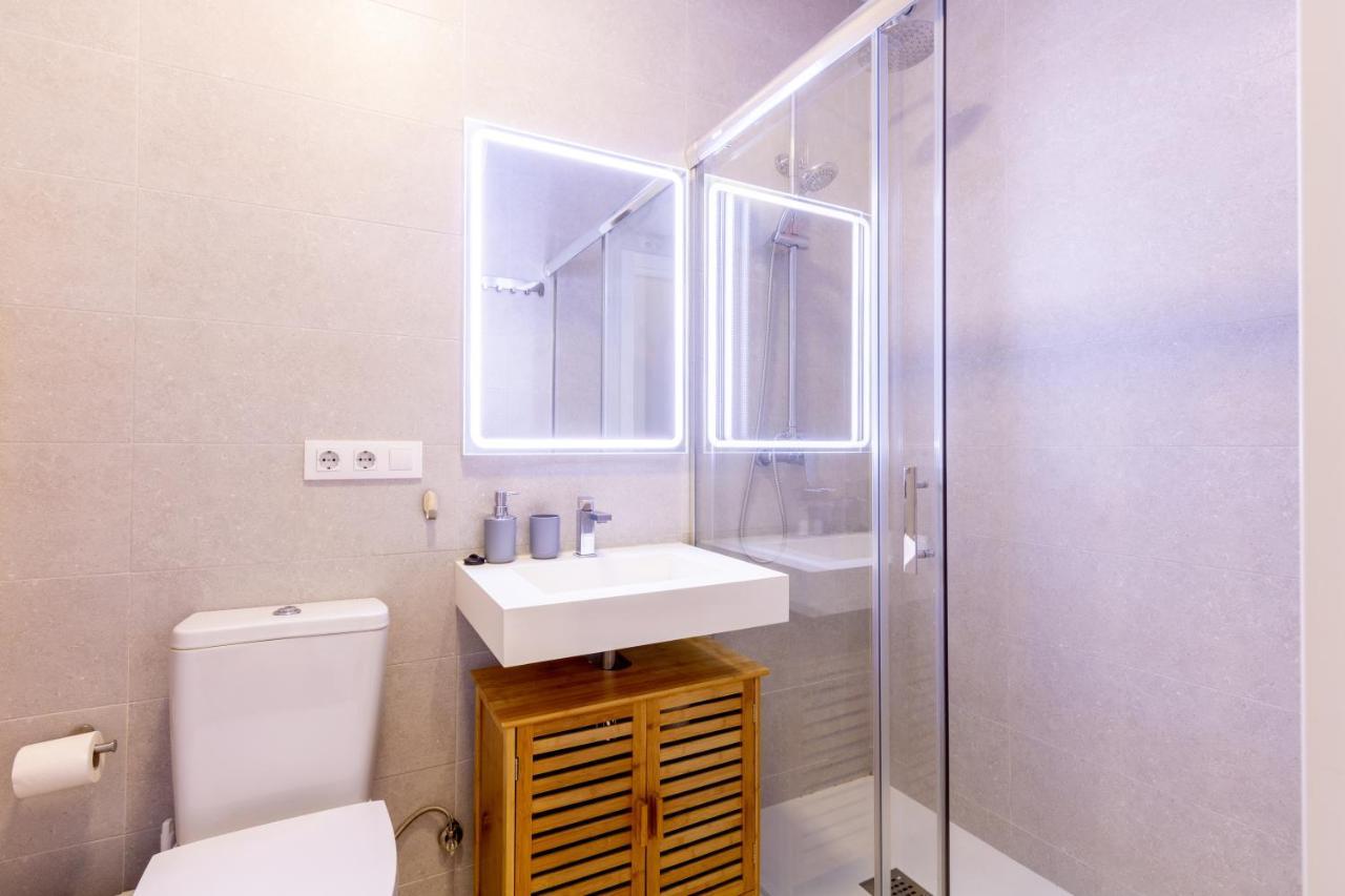 Charming 2 Bedroom Apartment Triana Bridge By Ocityzen Sevilha Exterior foto